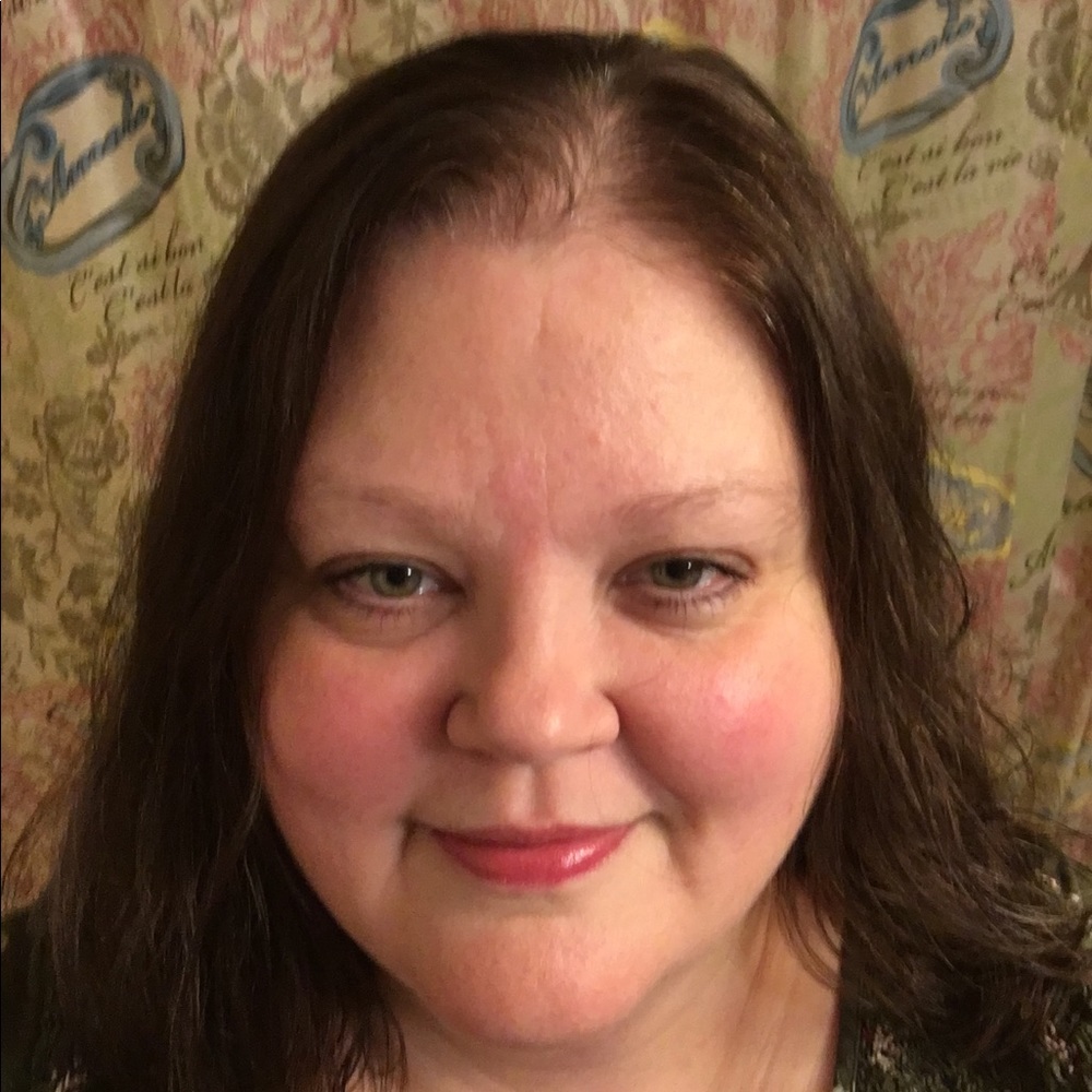 Meet your Posher, Tina